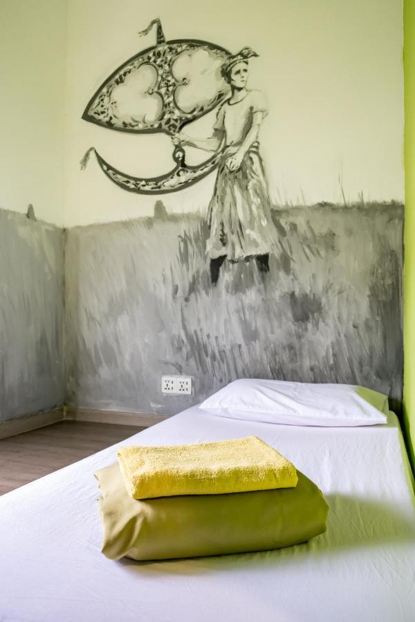 Pods The Backpackers Home & Cafe, Kuala Lumpur Exterior foto
