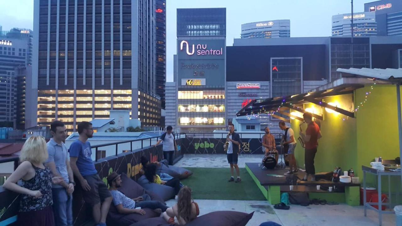 Pods The Backpackers Home & Cafe, Kuala Lumpur Exterior foto